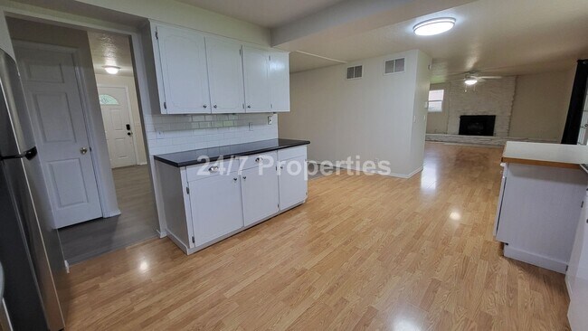 Foto del edificio - Charming 3 BD I 2 BA Molalla Home