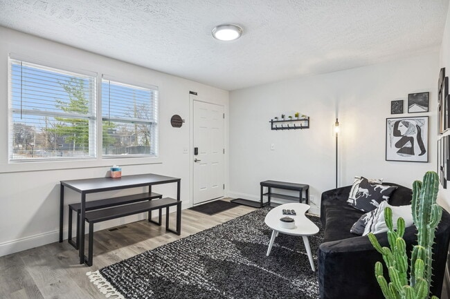 Foto del edificio - 501B Meridian St