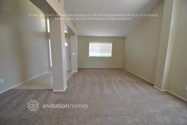 Foto del edificio - 949 N Forest Ave