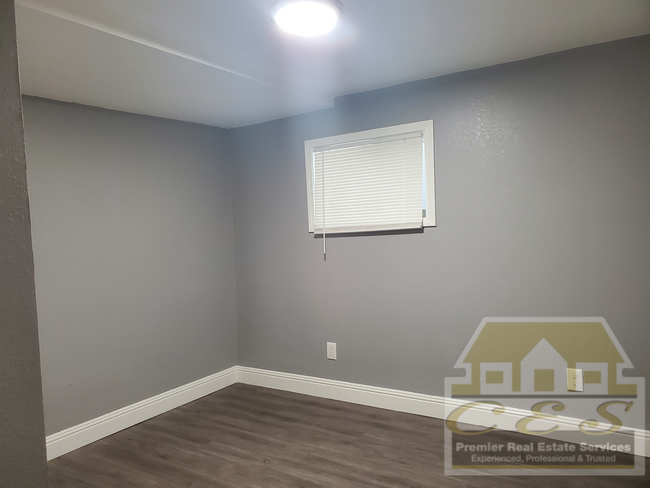 Foto del edificio - Three bedroom Upstairs Flat in Richmond