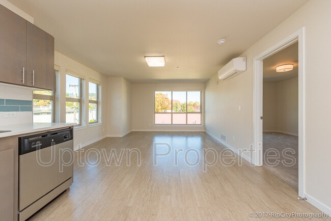 Photo - 5885 S Macadam Ave Apartment