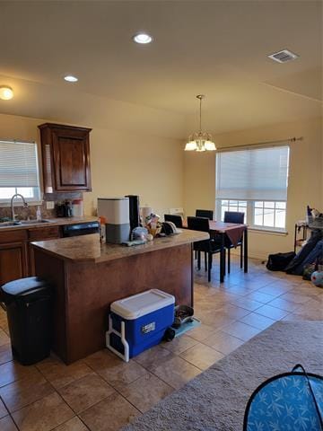 Foto del edificio - 318 Sugarberry Ave