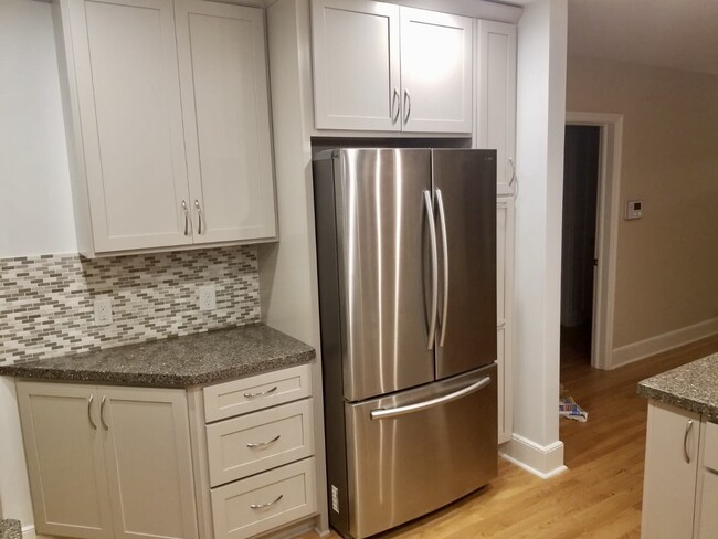 Renovated kitchen - 1401 N DUKE ST