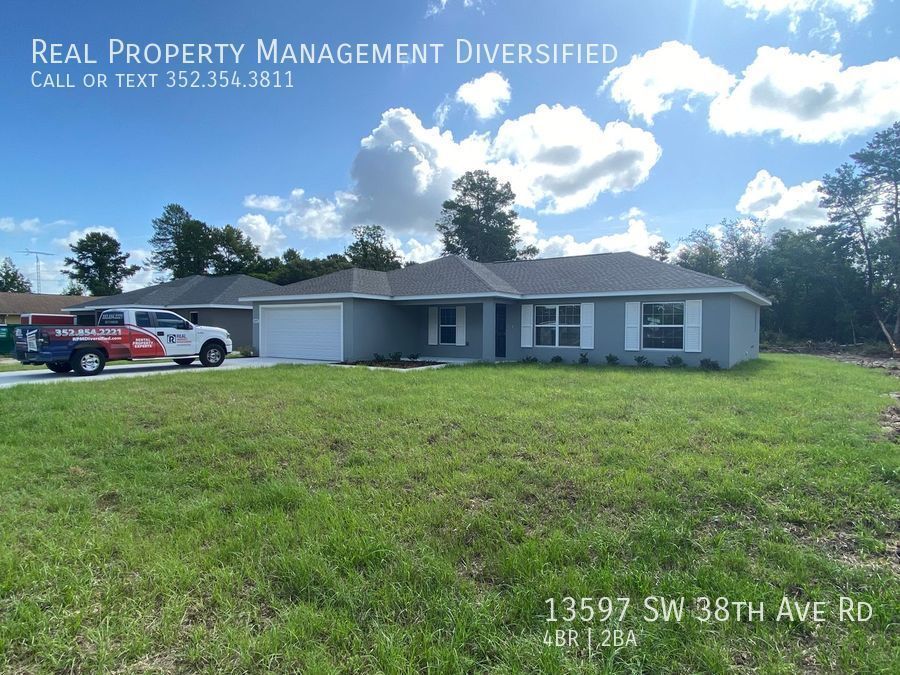 Foto principal - Desirable SW Ocala Neighborhood 4/2/2 *WON...