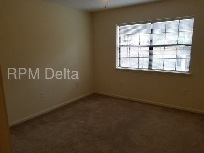Foto del edificio - 609 N Park St