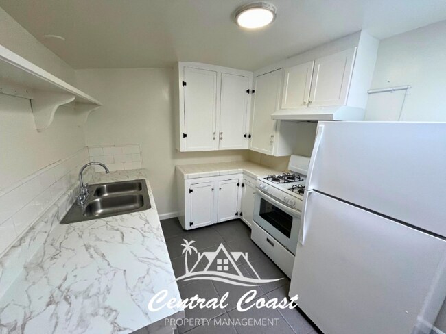 Building Photo - 0 W Jones St