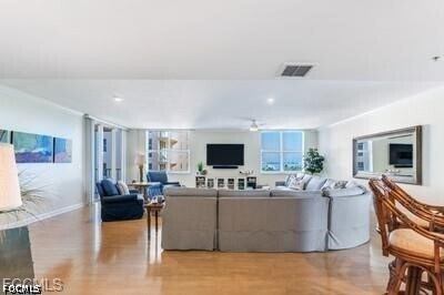 Building Photo - 14250 Royal Harbour Ct