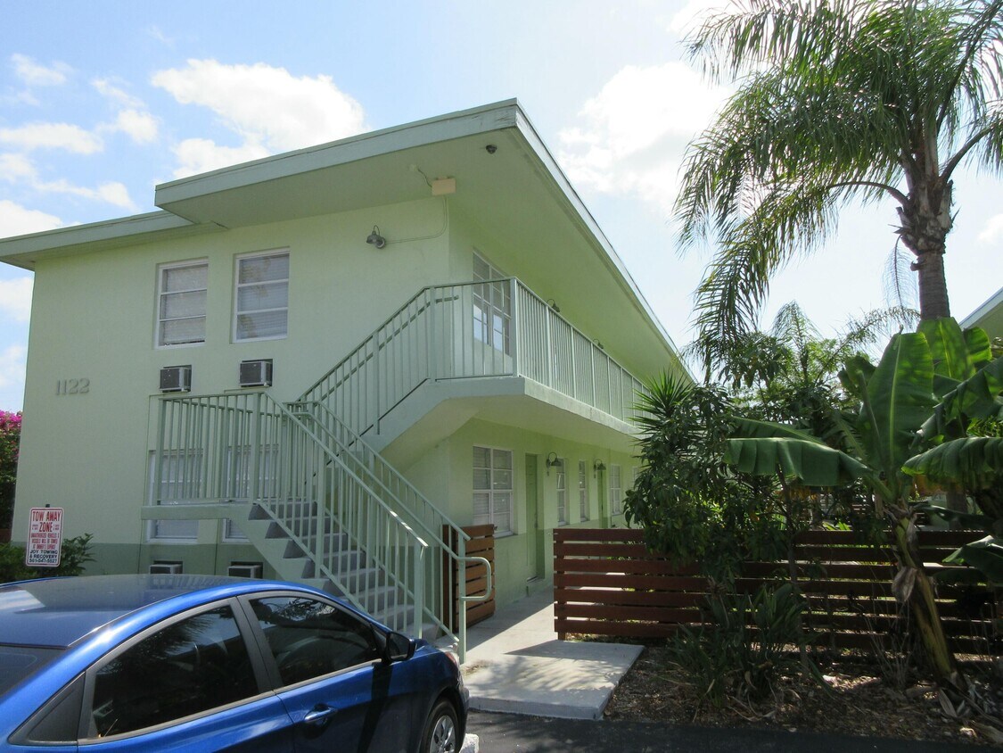 Foto principal - 1118 N H St