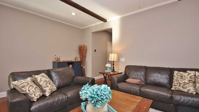 Foto del edificio - 15 Wiltse Ln