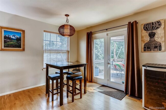 Building Photo - 10134 White Oak Way