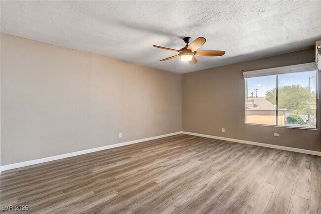 Foto del edificio - 1544 Hialeah Dr