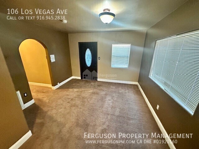 Building Photo - 106 Los Vegas Ave