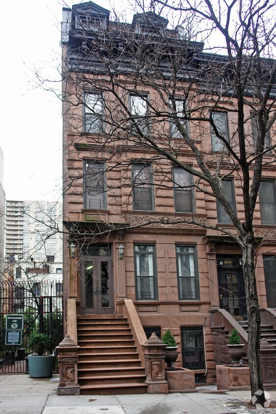 Primary Photo - 258 W 71st St