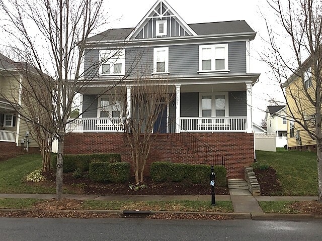 Foto principal - 15612 Waterfront Dr