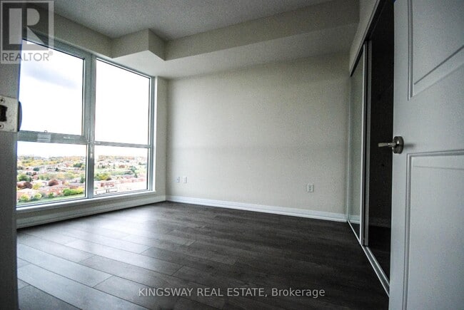 Building Photo - 65 Watergarden Dr