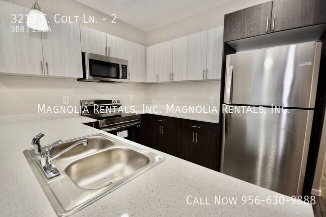 Building Photo - Move In 3 bed 2 bath
