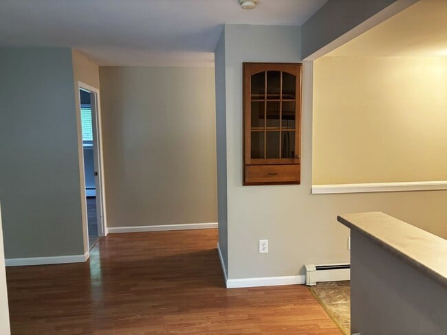 Foto del edificio - Chelsea Downtown Area 3-bedroom Ranch