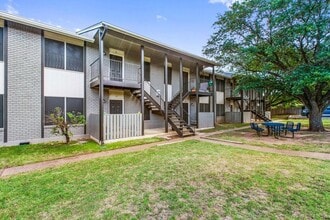 Building Photo - 11519 Pecan Creek Pkwy