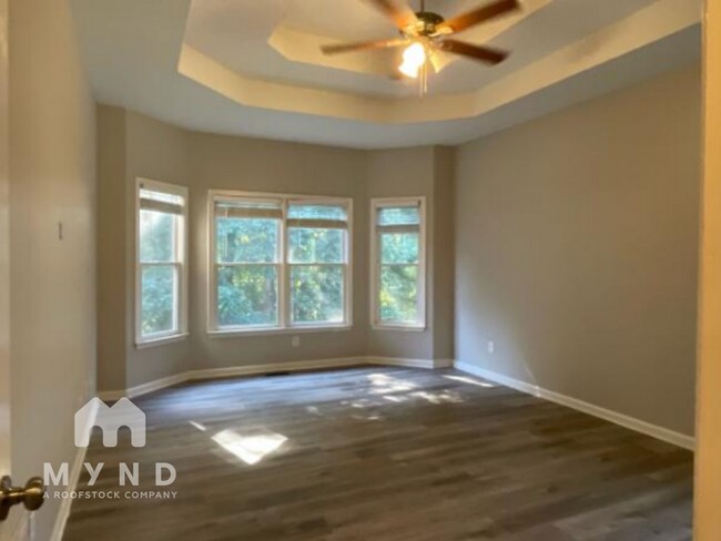 Foto del edificio - 1522 Graves Rd