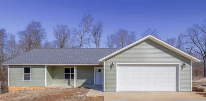 Primary Photo - 371 Meadow View Dr