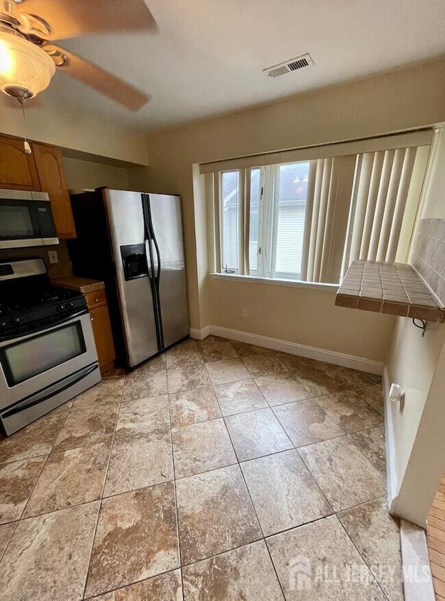 Foto del edificio - 410 Johnstone St