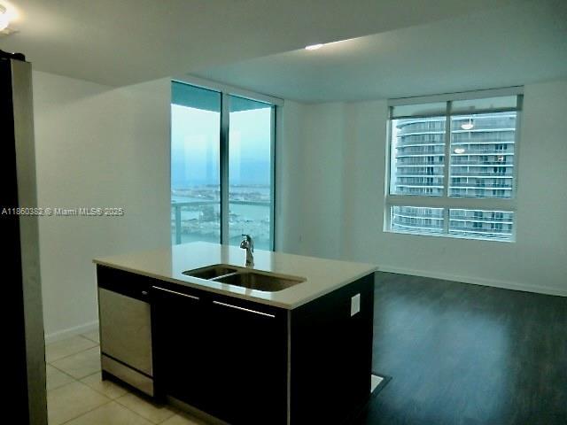 Foto del edificio - 1900 N Bayshore Dr