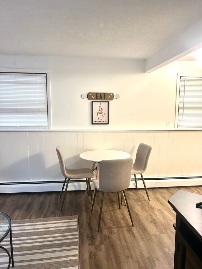 Foto del edificio - 305 17th St NE