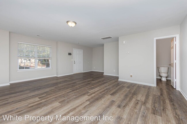 Building Photo - 4 br, 2.5 bath House - 621 Cherry Street