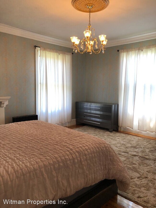 Foto del edificio - 2 br, 1 bath House - 220 Maple St.