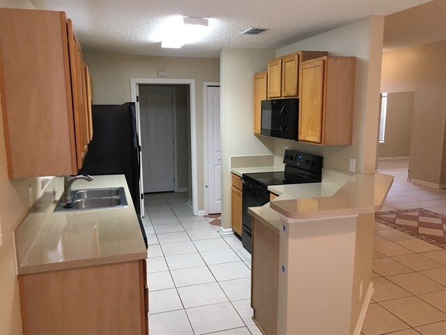 Building Photo - 12727 Aqua Surf Lane