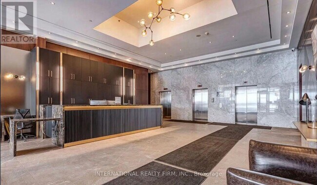 Building Photo - 36 Blue Jays Way