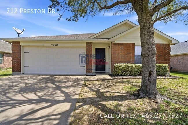 Photo - 712 Preston Dr.- House