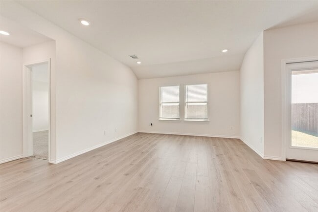 Building Photo - 2706 Knollwood Trl