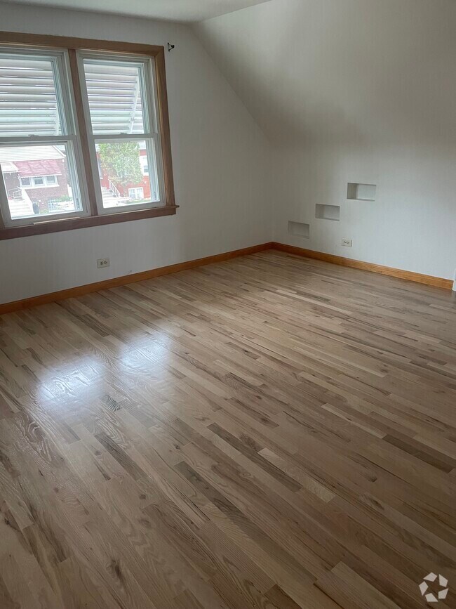 Garfield Ridge Student Apartments for Rent Chicago, IL 1 Rentals