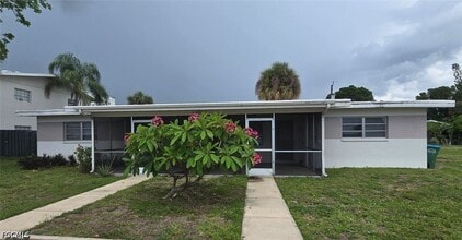 Building Photo - 4911 Coronado Pkwy