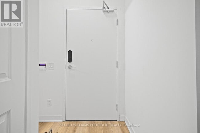 Building Photo - 543 Richmond St W