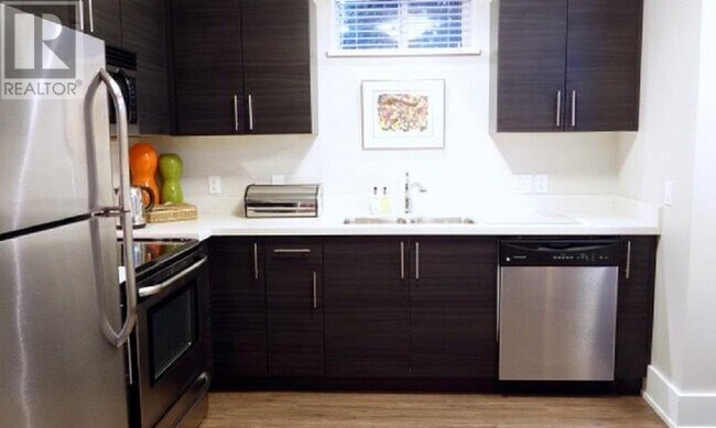 Photo du bâtiment - 180 E 17th Ave