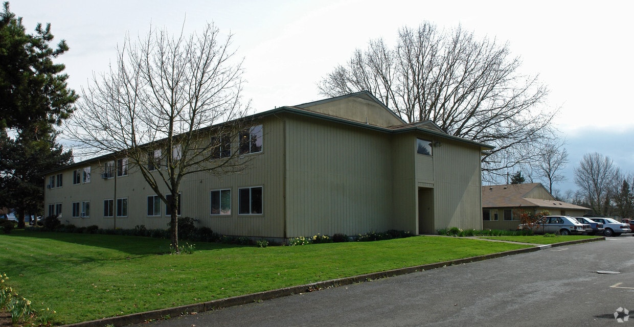 Building Photo - Millwood Manor