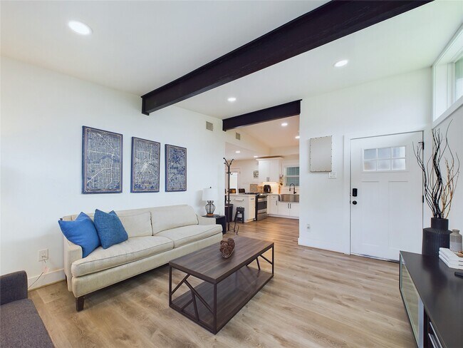 Foto del edificio - 7609 Amelia Rd