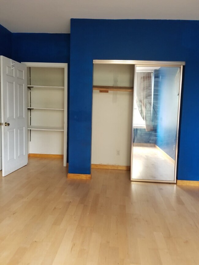 Building Photo - 2019 S Grand Blvd
