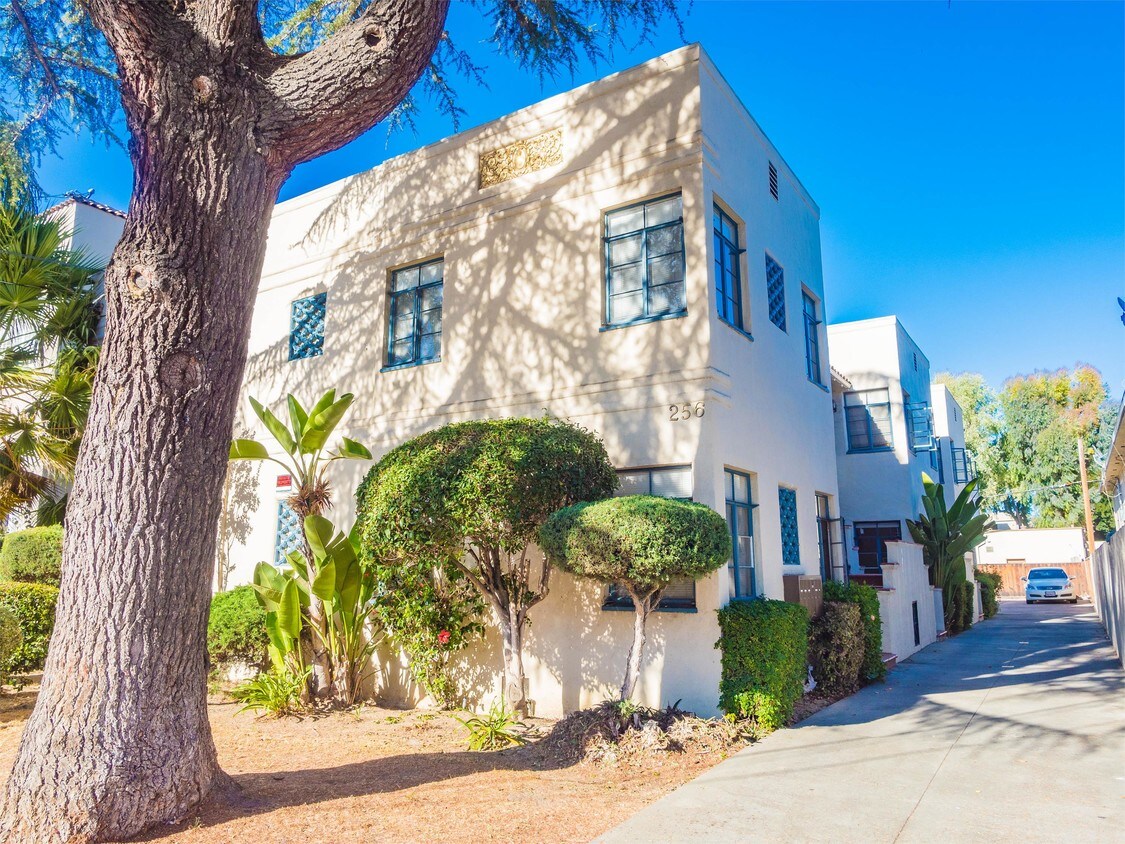 Primary Photo - 256 N 3rd St
