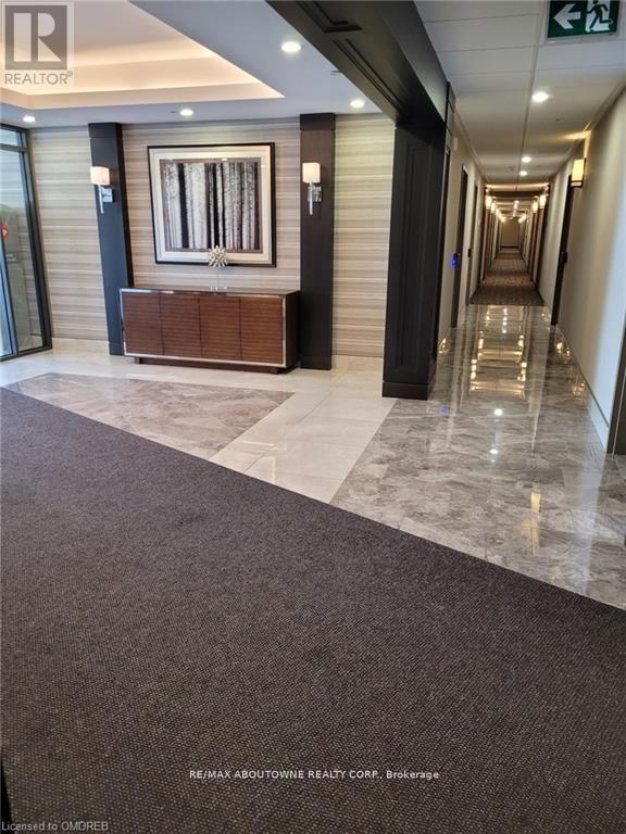 Building Photo - 101 Shoreview Pl