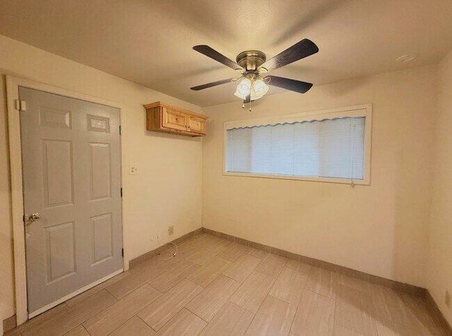 Foto del edificio - 3158 El Capitan Ave