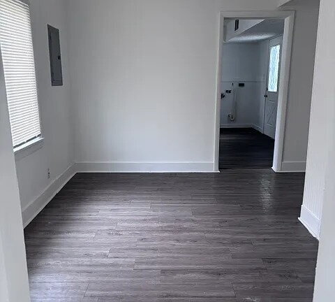 Foto del edificio - Welcome home to your charming newly renovated 4 bedroom 2 bathroom home