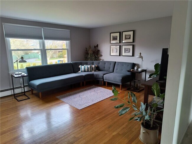 Foto del edificio - 4 Almy Ct