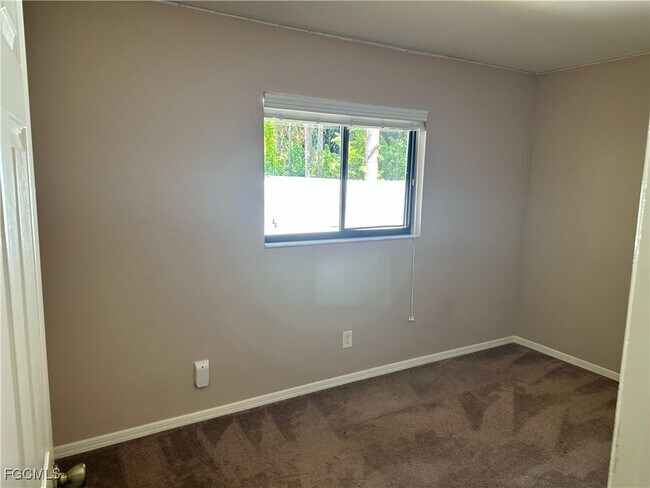 Foto del edificio - 1025 SE 24th Ave