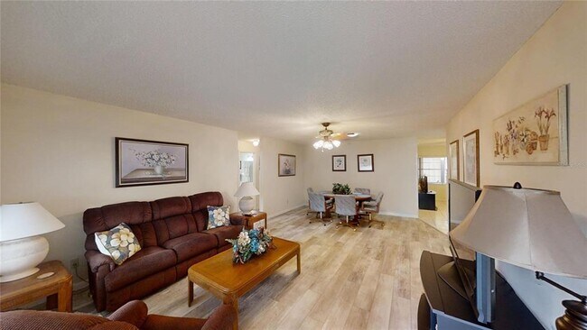 Building Photo - 8592 SW 91 St