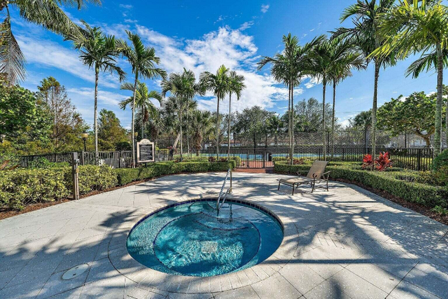 Foto del edificio - 4903 Midtown Ln