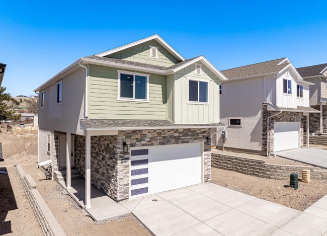 Vista frontal - 1164 Jasper Loop