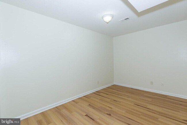 Foto del edificio - 124 Pony Cir